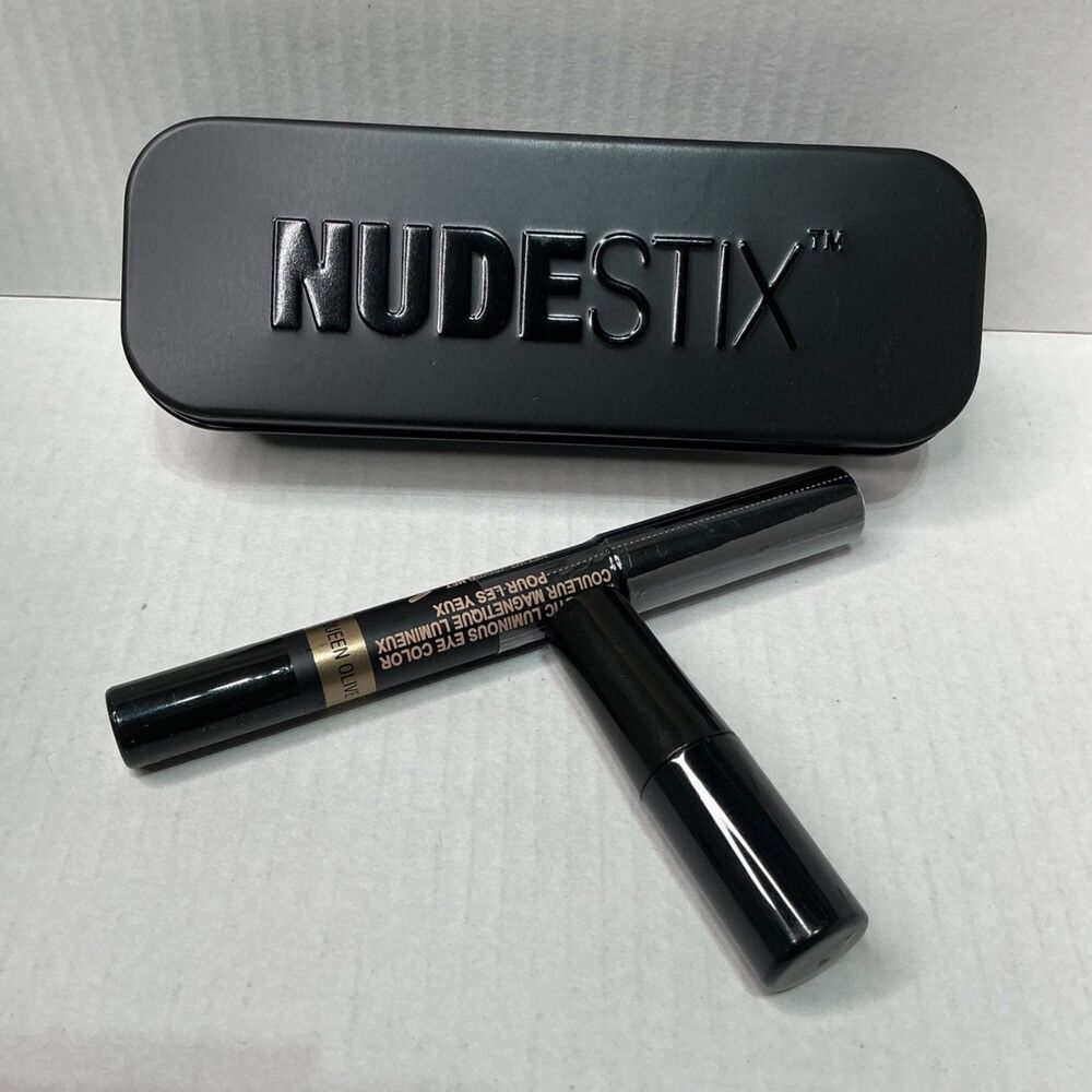 Magnetic Luminous Eye Color By Nudestix In Queen Olive With Tin - 2.8g/0.10 Oz
